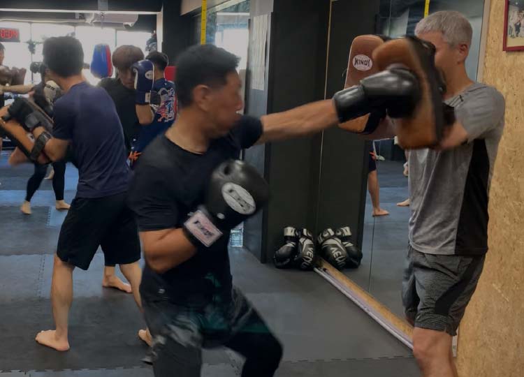 ベーシックキッククラス(初級)